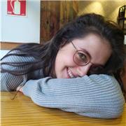 Profesora con alto rendimiento en el área de lenguas, también extranjeras como alemán y inglés. Artes gráficas con un grado superior y para impartir clases de matemáticas, música u otros.
Vivo en Palma de Mallorca y mi disponibilidad actualmente es inmedi